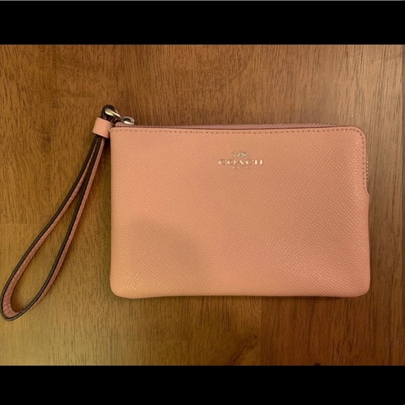 Coach Handbags - Baby Pink Coach Wristlet
